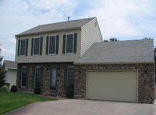 1120 Winchester Dr, Pierre, SD 57501