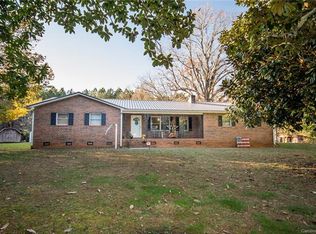 483 Bassett Rd, Olin, NC 28660