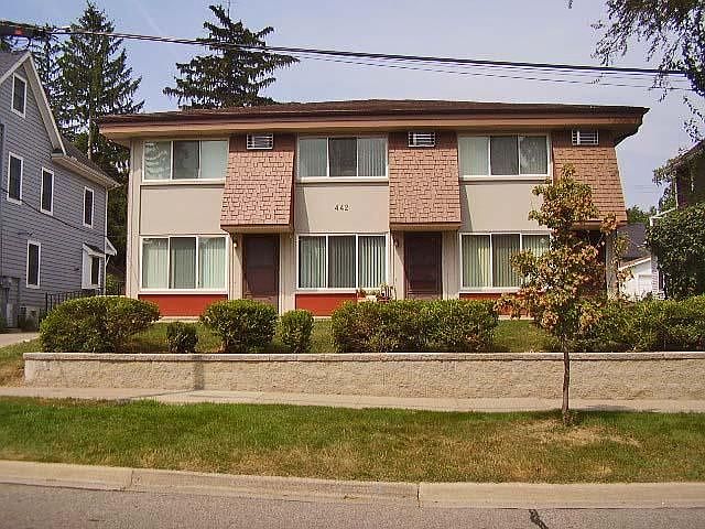 1st image of 442 S 1st St APT 2