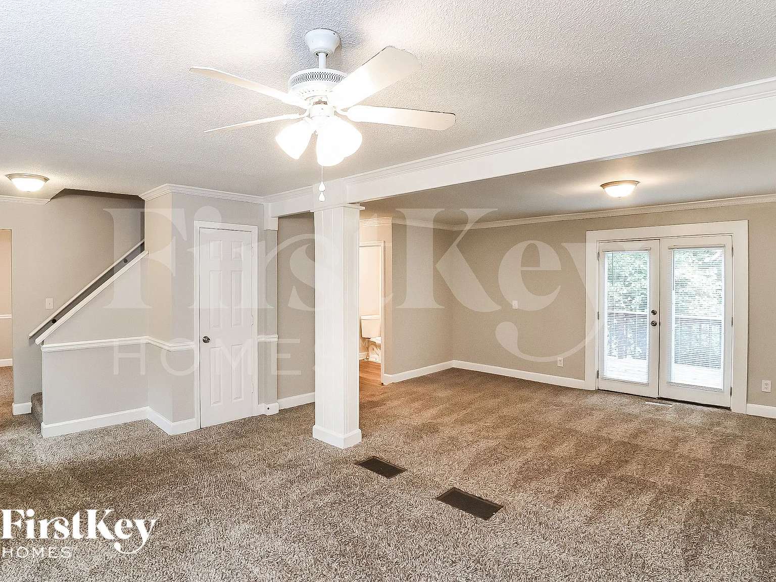 4 bed, 2.5 bath, 1752 sqft, $2,670 — Photo 4