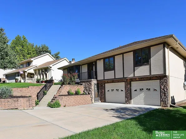 15524 Leavenworth St, Omaha, NE 68154
