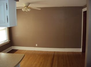 1184 27th St, Moline, IL 61265