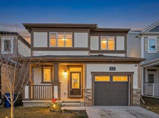 82 S Osborne Cmn SW, Airdrie, AB T4B 5E4