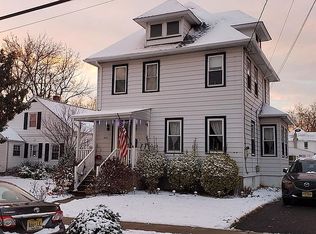 231 Kingston Ave, Barrington, NJ 08007