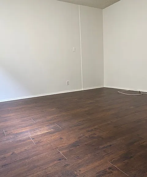 911 N Harper Ave #2 — Photo 22