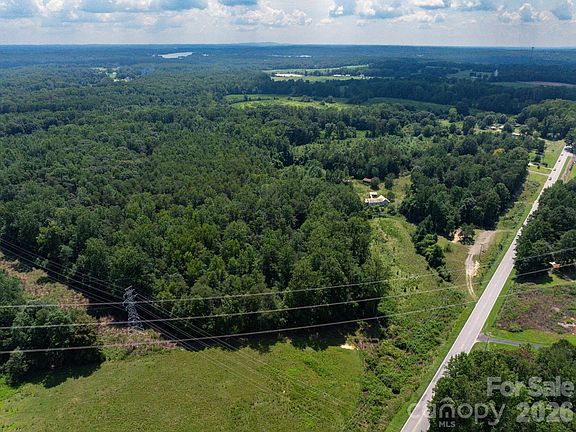 3rd image of 1708 Cherryville Rd