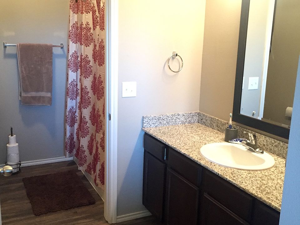 1st image of 6720 28th St APT 2512