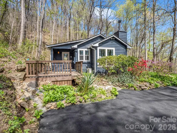 1586 Skyuka Mountain Rd, Columbus, NC 28722