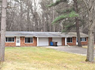 838 E Red Keg Ct, Midland, MI 48642