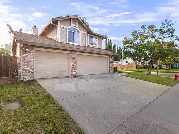 2nd image of 2809 Gibson View Way