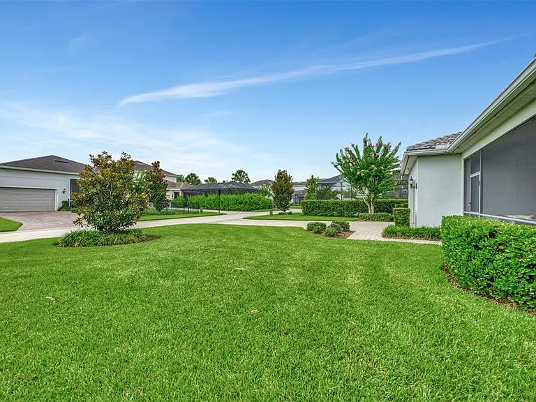 11616 Golden Bay Pl — Photo 3