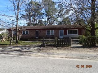 1044 E Sherwood Dr, Sumter, SC 29153