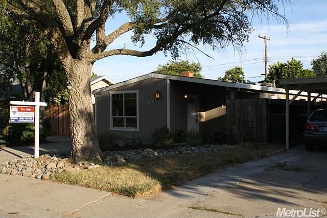 1st image of 1456 32nd Ave