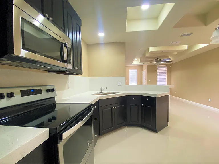 1204 E Pineridge Ave #3 — Photo 12