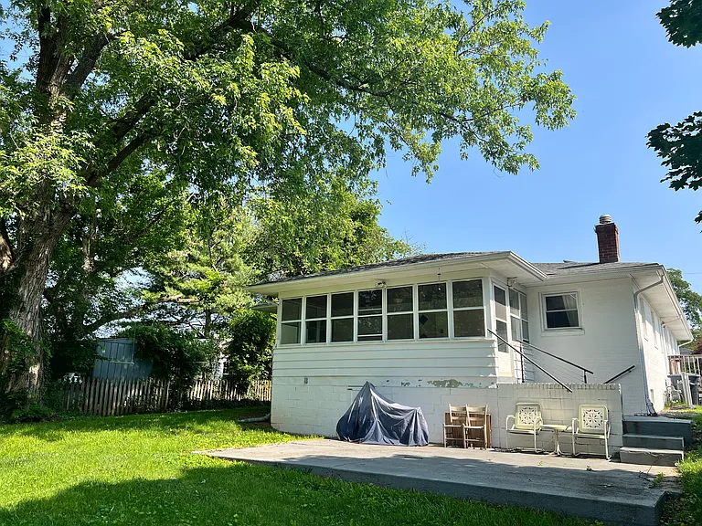 373 Franklin St — Photo 26