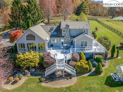 379 New Farm Road, Banner Elk, NC, 28604
