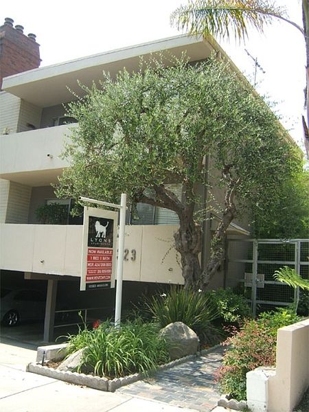2nd image of 10323 Missouri Ave APT 3