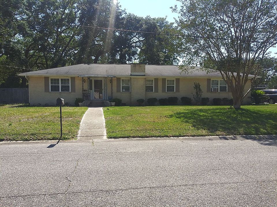 2nd image of 6077 Saint Alban Rd