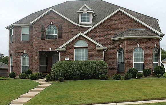 1st image of 6304 Lakeside Dr