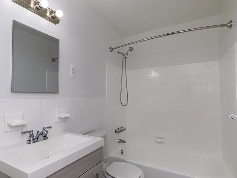 Garner House Apartments — Photo 12