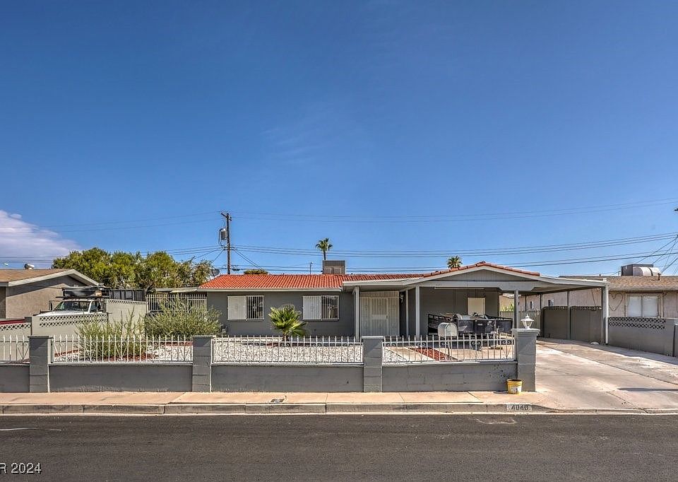 1st image of 4040 Placita Ave