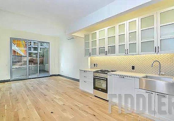 2nd image of 10 Montieth St #G68