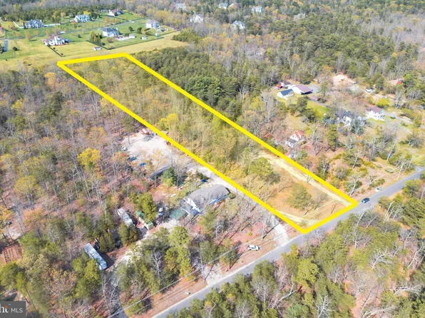 2427 N Firelane Rd, Southampton, NJ 08088