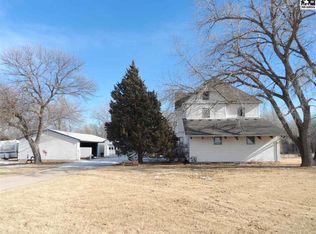 1652 N Maxwell St, McPherson, KS 67460