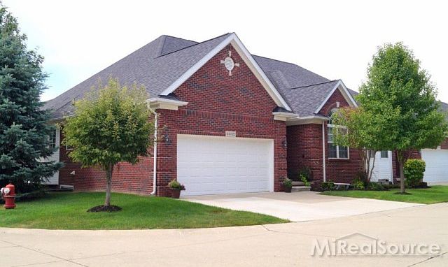 1st image of 44322 Saturn Dr