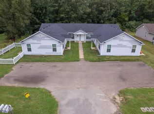 116 Hines Blvd #A-B, Bolivar, TN 38008