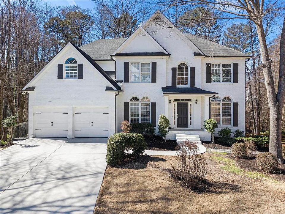 1st image of 700 Parkside Dr