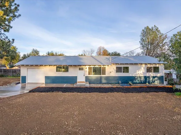 1933 Grand Coulee Blvd, Shasta Lake, CA 96019