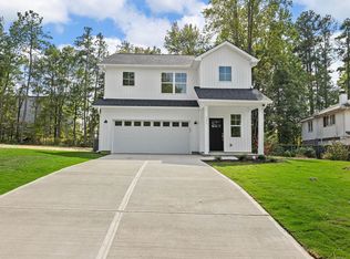 133 Singing Woods Ln, Spartanburg, SC 29301