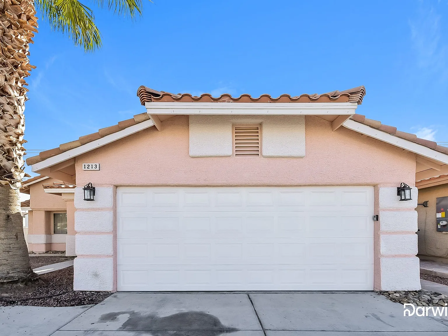 4 bed, 2.0 bath, 1760 sqft, $2,150 — Photo 1