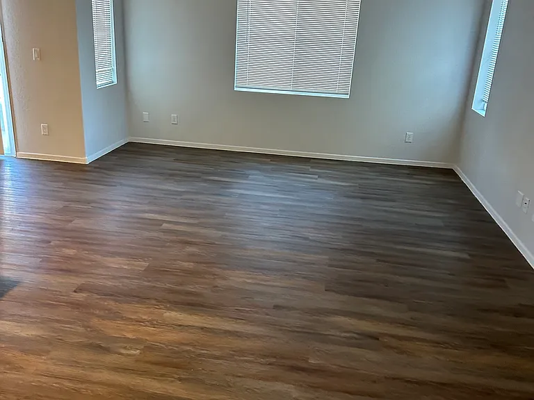 10726 Wrigley Field Ave — Photo 20