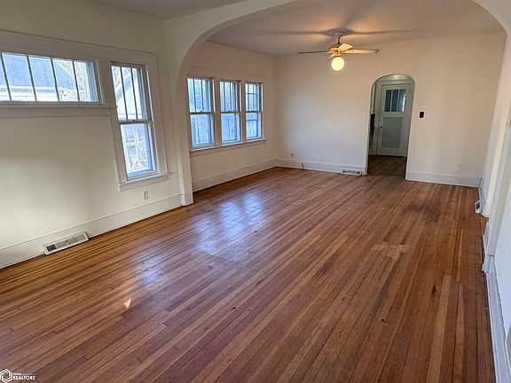 5th image of 503 S 3rd St