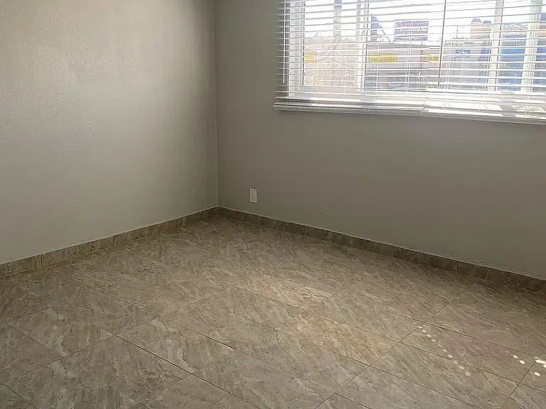 14839 Sherman Way #114 — Photo 10