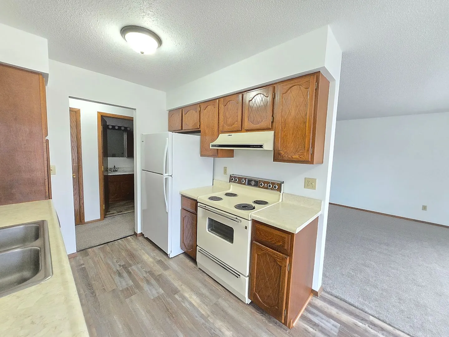 Cathy Ave Apartments — Photo 4