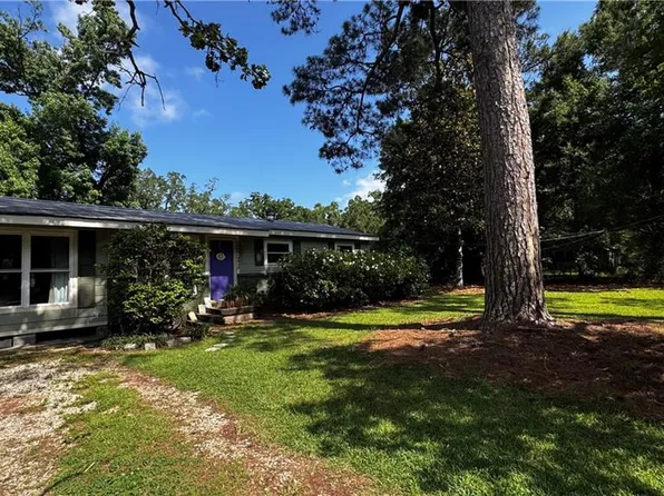 6 Oak Park Dr, Madisonville, LA 70447
