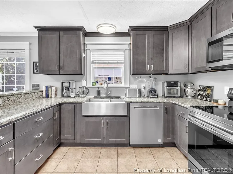 6545 Ryefield Dr — Photo 17