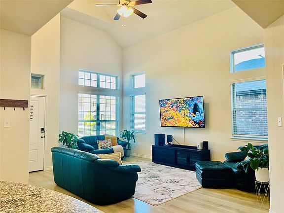 5th image of 2308 Opaline Dr #2308