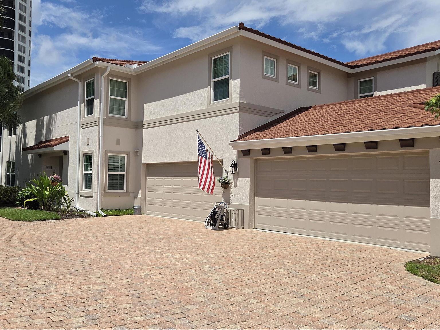 1281 Rialto Way UNIT 101