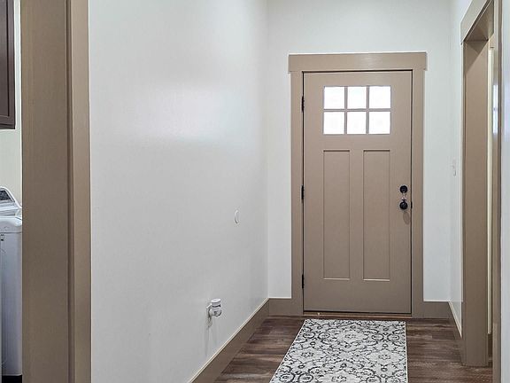 2nd image of 206 Home St