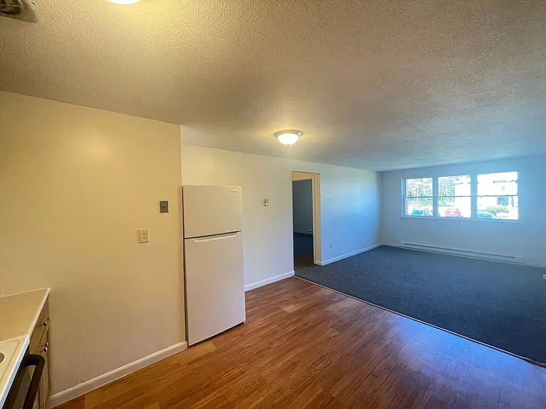 173 Loudon Rd #406 — Photo 5
