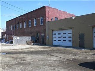 2nd image of 115 14th St NW