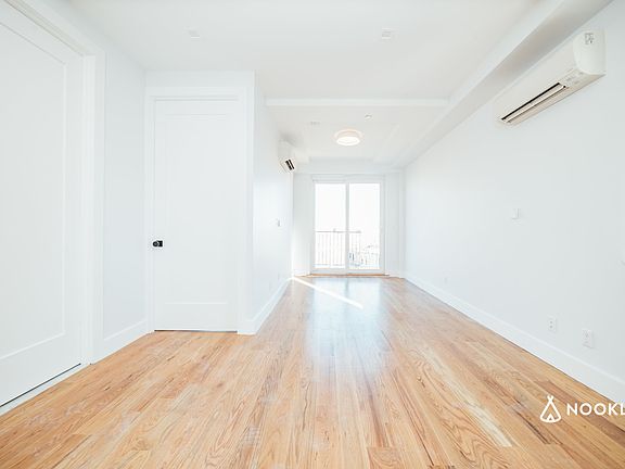 4th image of 1557 Fulton St #C3