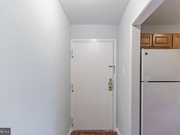 5th image of 7599 Gales Ct #7B-001