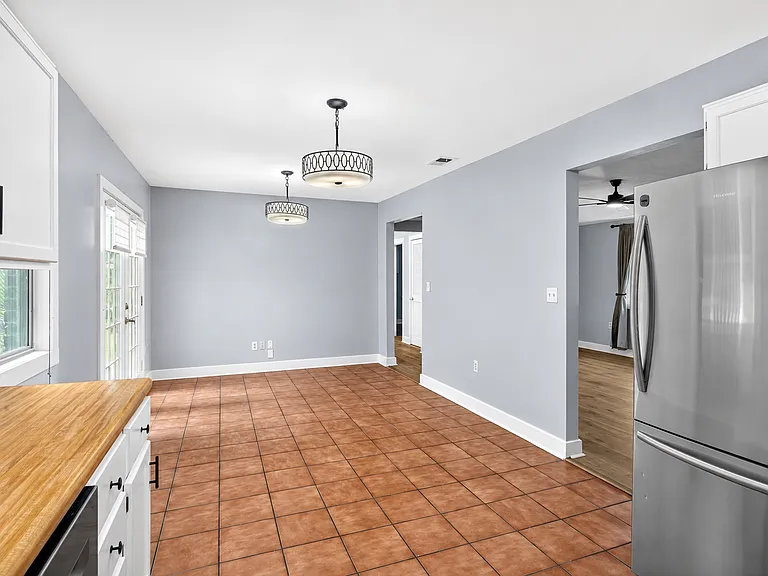 5 Warren Dr — Photo 7