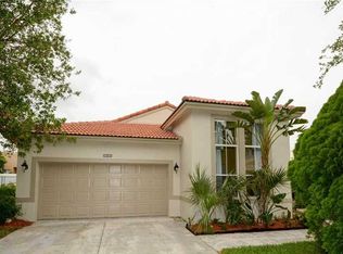 16276 SW 10th St, Pembroke Pines, FL 33027