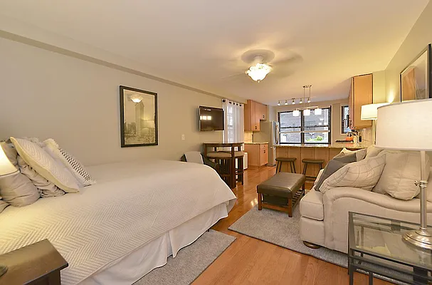 Sold by Modlin Group | media 12